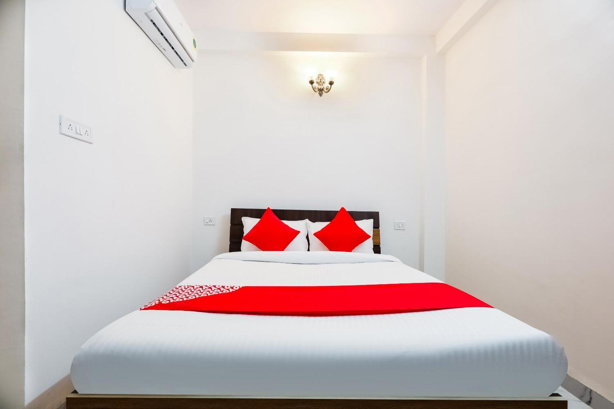 Hotel O Expression Indaur Exteriér fotografie